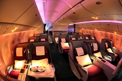 Qatar Airways Boeing 777-200LR Business Class cabin Beltyukov 